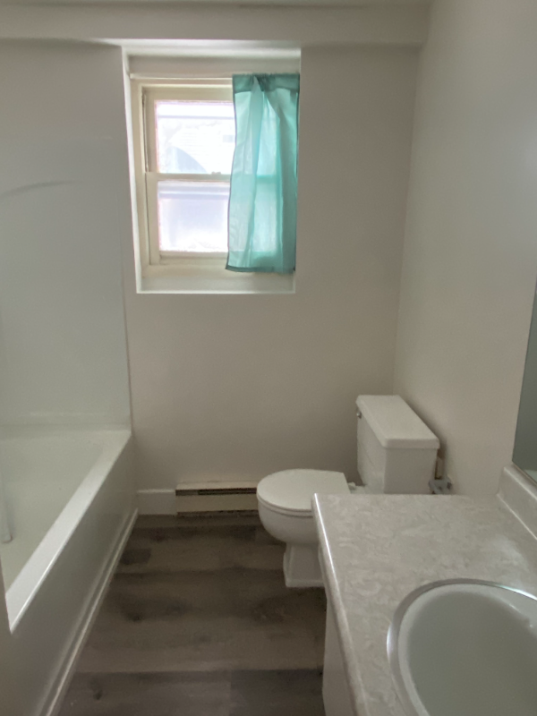 156 Colchester Rd - Photo 4 of 6