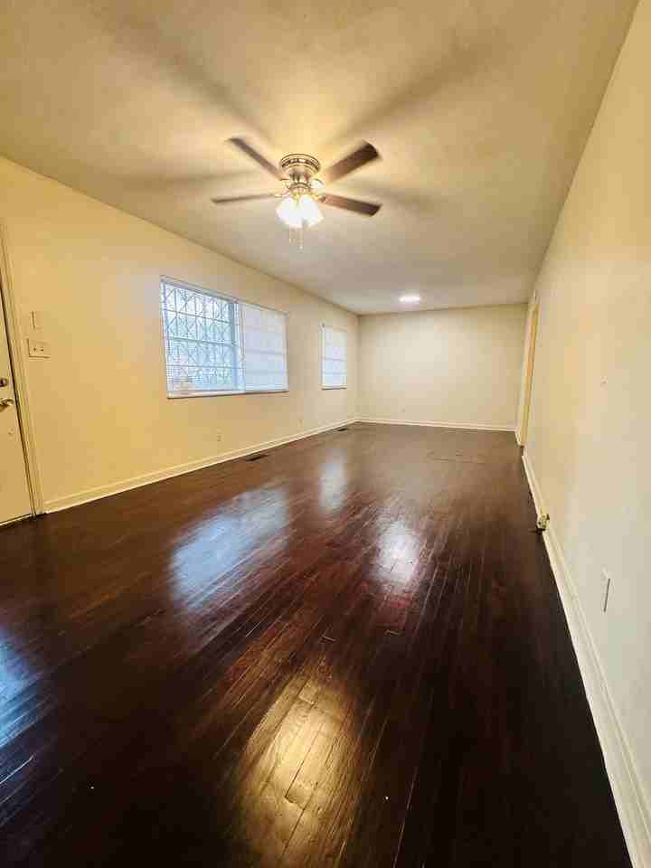 722 Myrtlewood Dr - Photo 4 of 24