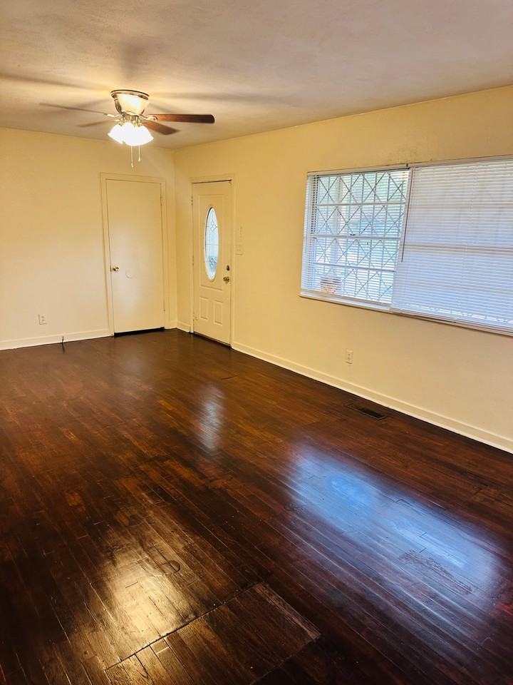722 Myrtlewood Dr - Photo 5 of 24