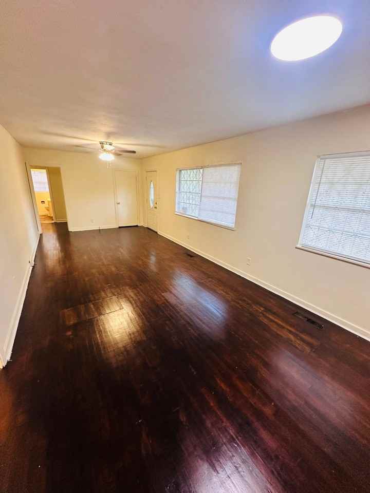 722 Myrtlewood Dr - Photo 7 of 24