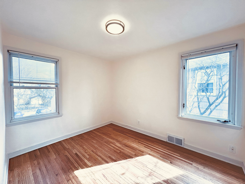 4011 Garfield Ave - Photo 4 of 7