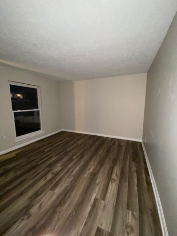 10100 Coralwood Dr - Photo 6 of 8