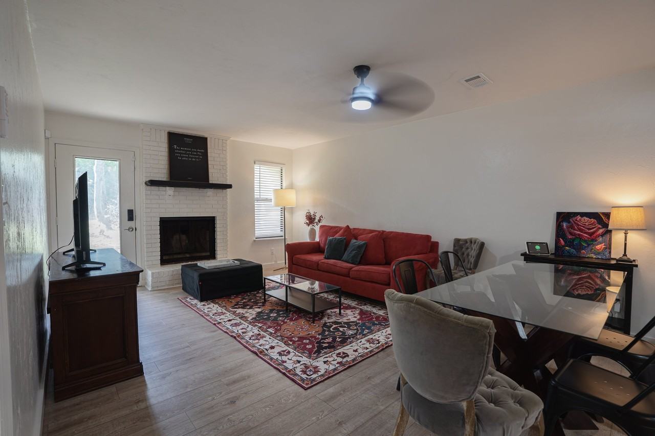 2907 Woodrich Dr #A - Photo 2 of 21