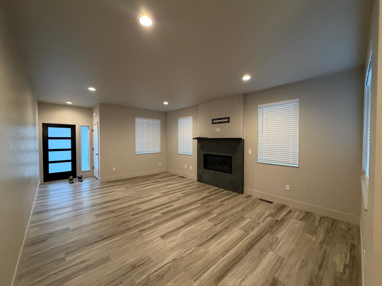 4178 N Honeysuckle Dr - Photo 5 of 21