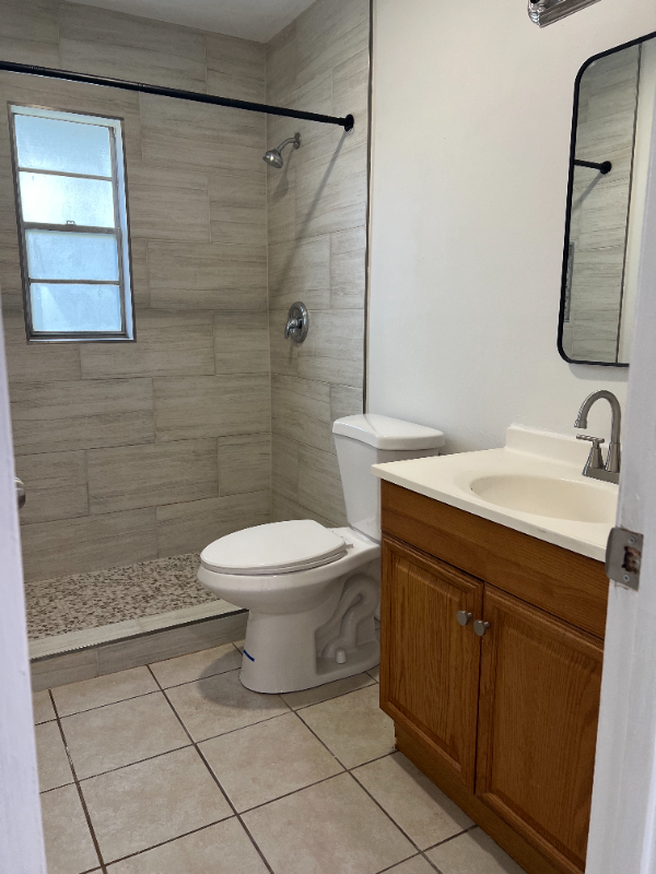 467 Connecticut Ave #B - Photo 4 of 11