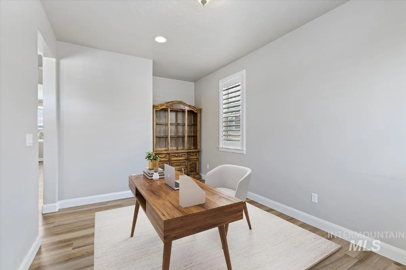 2065 N Sombrero Ave - Photo 6 of 21