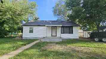 featured image of 1019 N 10th St
