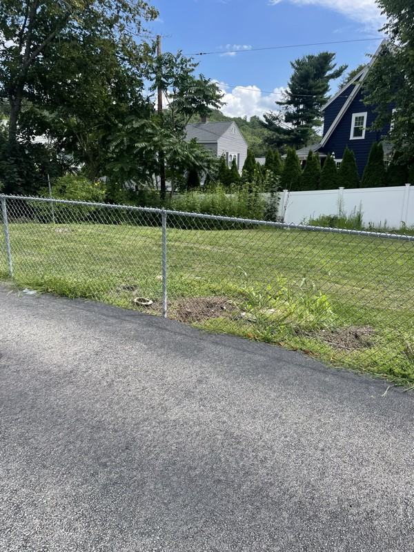 32 June St #2 - Photo 4 of 12