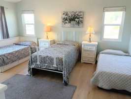 featured image of 1620 1/4 York Dr #B