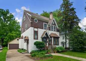 featured image of 323 E Jefferson Ave