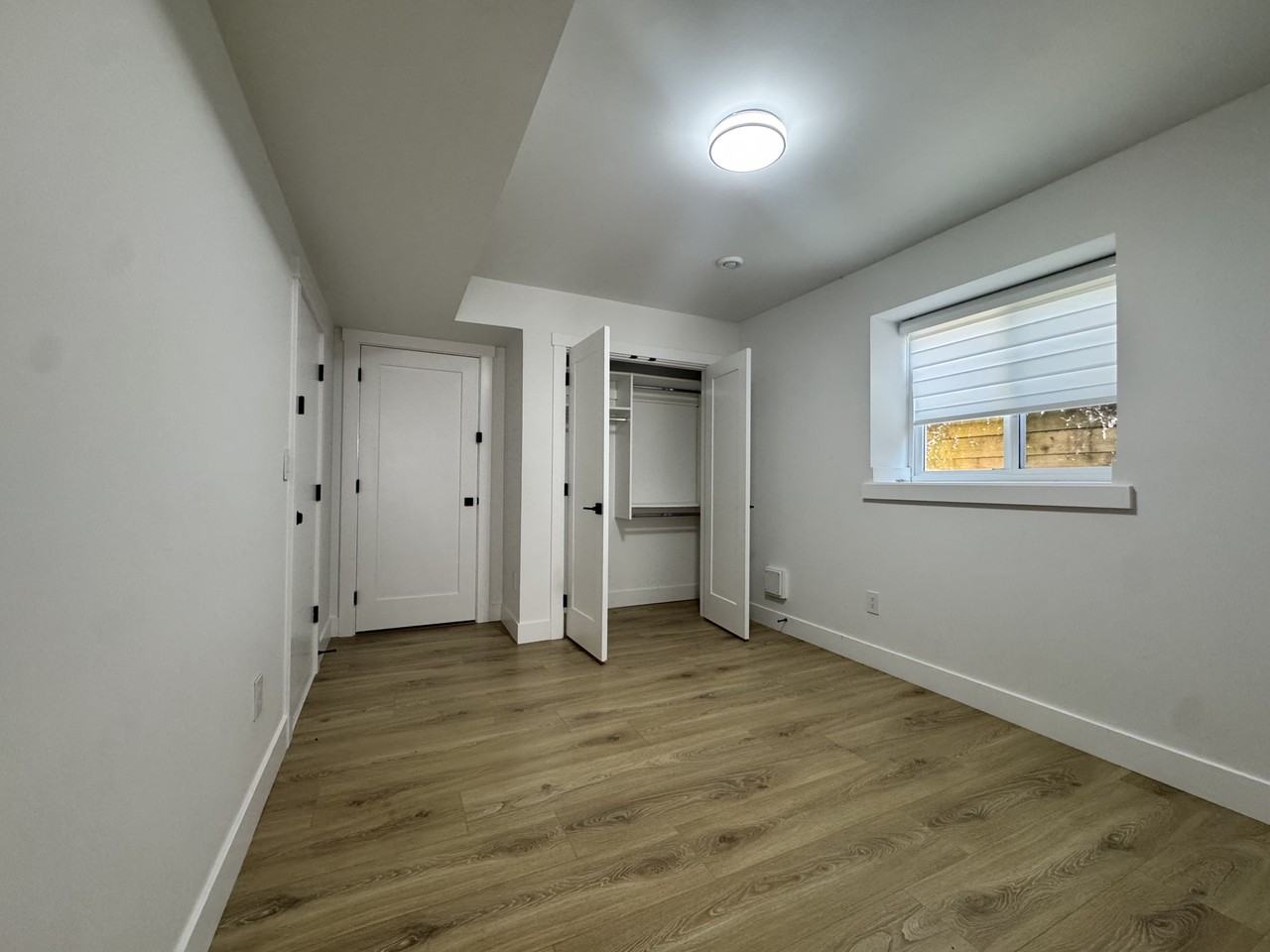 16794 20A Avenue - Photo 6 of 13