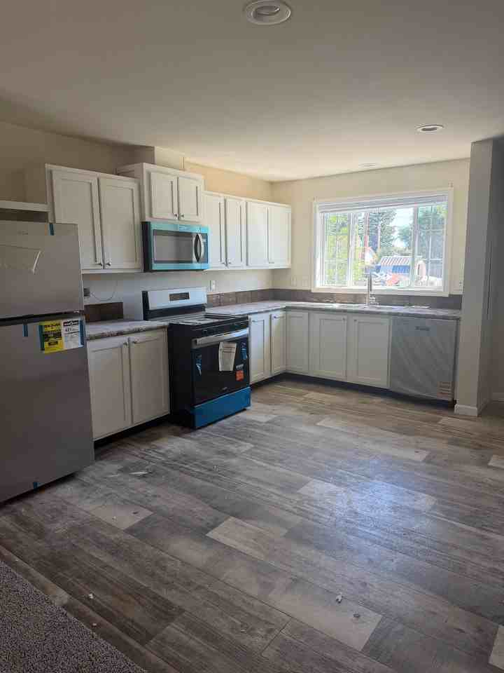 315 Blair St #2 - Photo 6 of 9