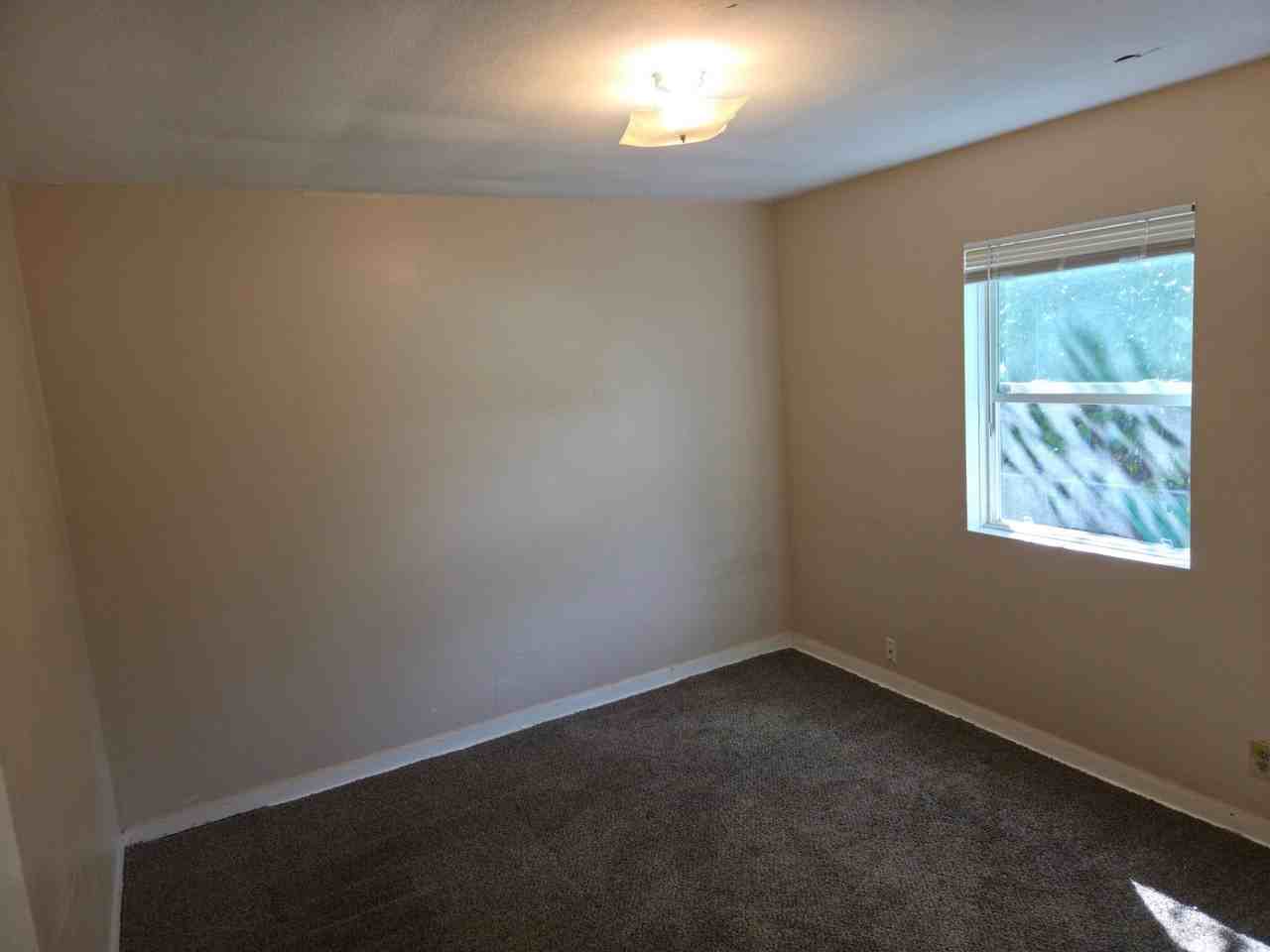 1769 Davidson St Se - Photo 7 of 9