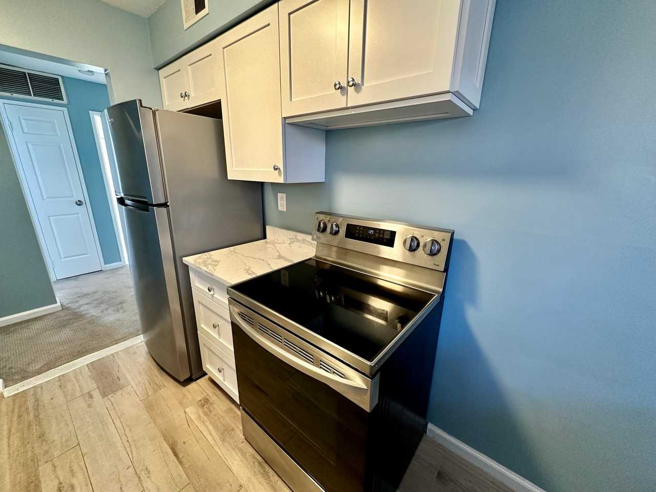 358 Maple Ave #2 - Photo 4 of 8