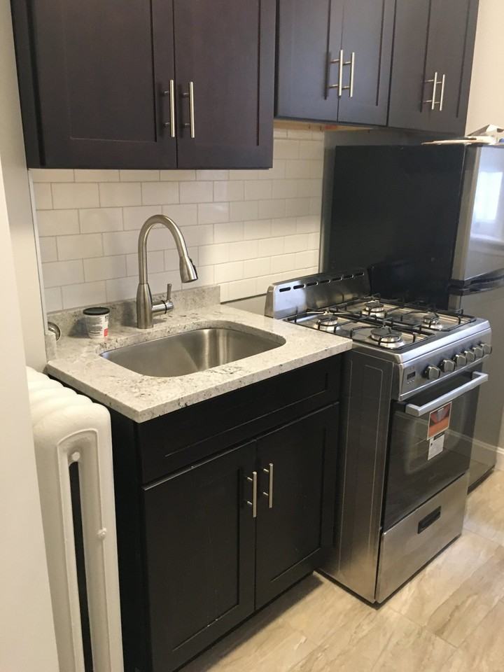 374 Lloyd Ave #7 - Photo 6 of 14