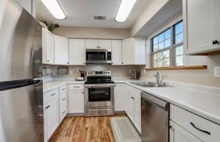 featured image of 2410 Church St