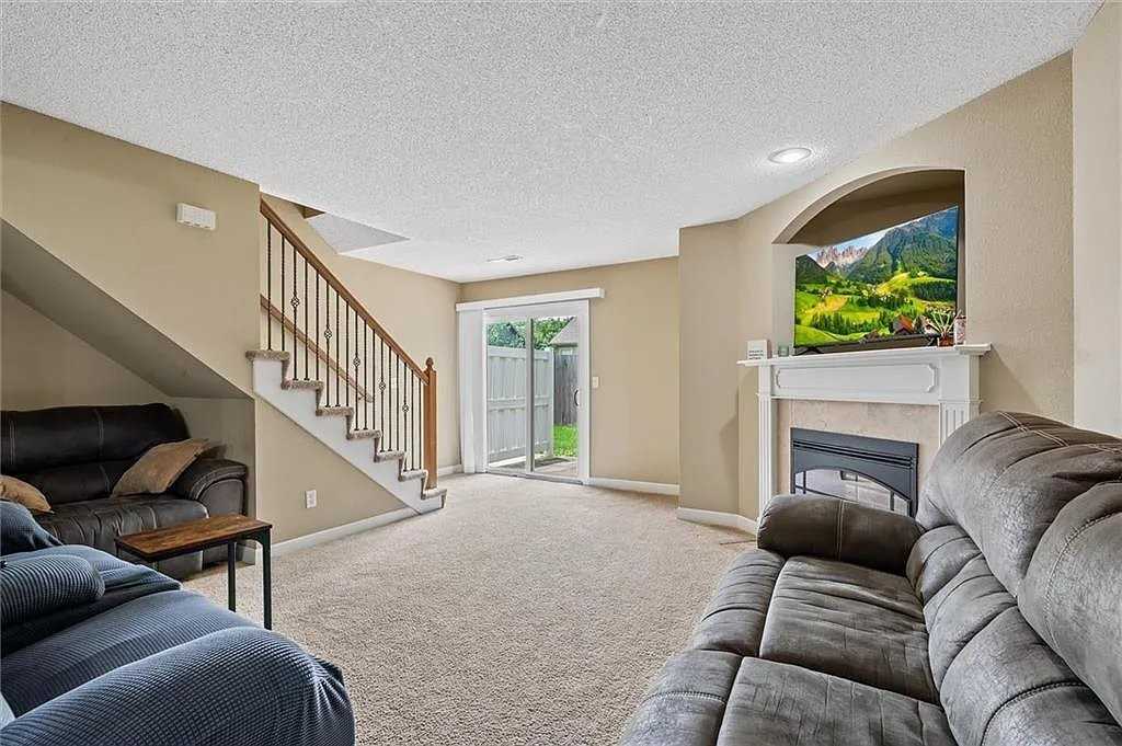 9001 Sw Gala Dr - Photo 3 of 19