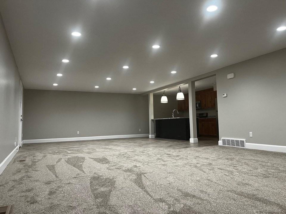 1361 Nw - Photo 5 of 16