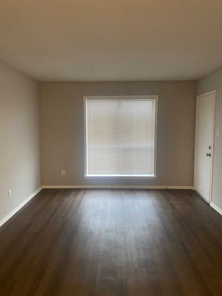3945 Macon Rd #3945-7 - Photo 2 of 14