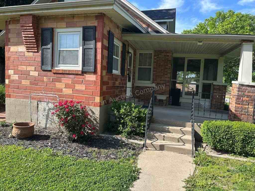 305 Herndon St - Photo 3 of 20