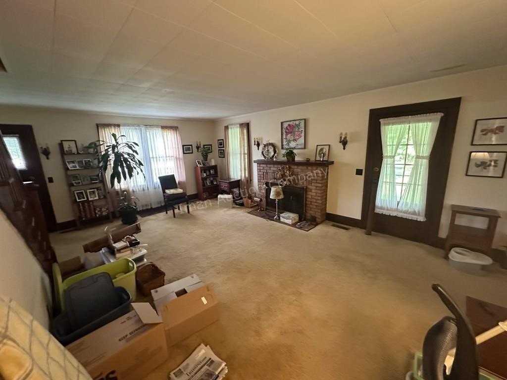 305 Herndon St - Photo 7 of 20