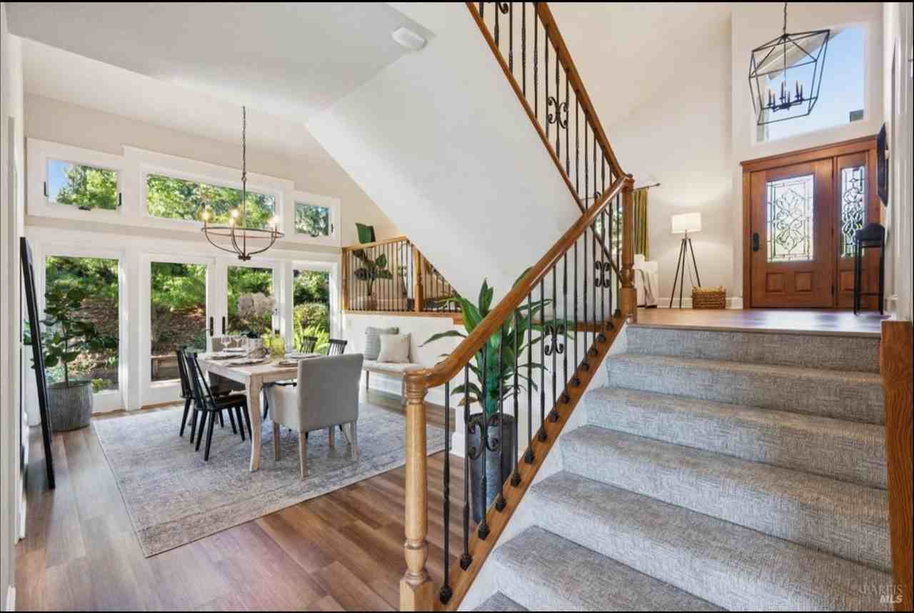 52 Woodleaf Ct - Photo 7 of 20