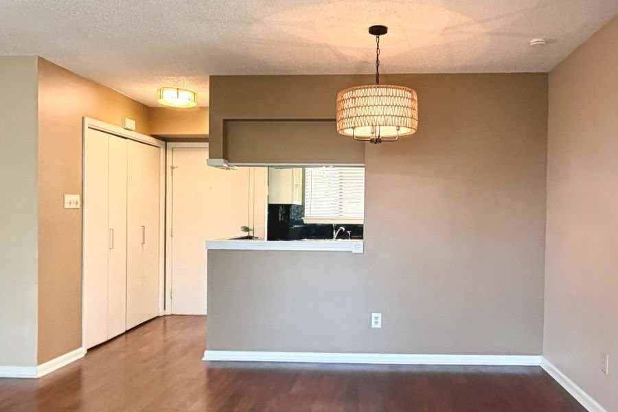 1201 N Pierce St #46 - Photo 7 of 20