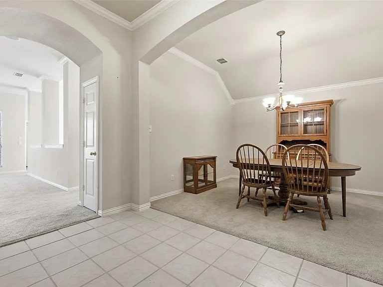 2718 Serena Ct - Photo 3 of 10