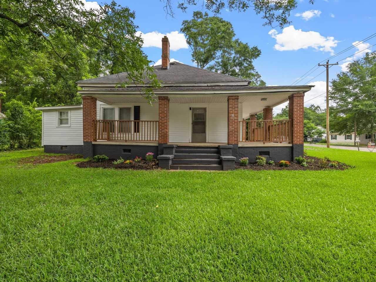 512 Piedmont Ave - Photo 2 of 20