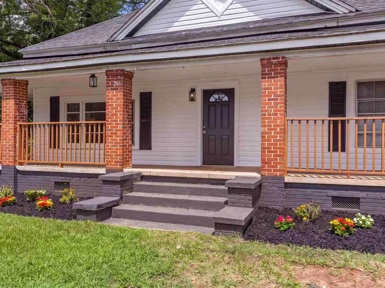 512 Piedmont Ave - Photo 3 of 20