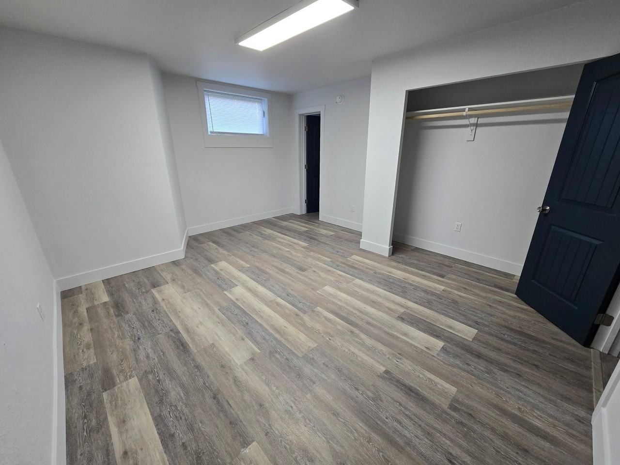 1138 E 2nd St #B - Photo 2 of 33