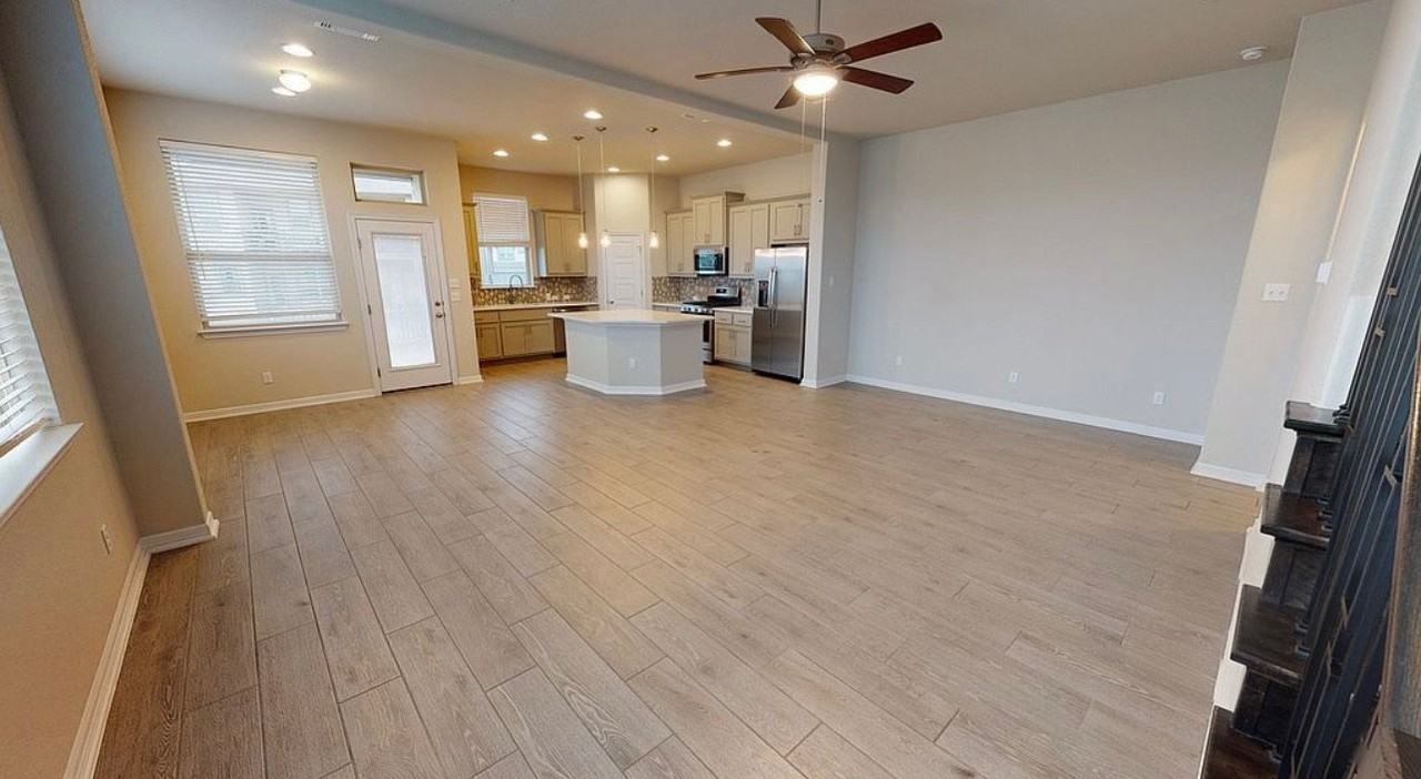 2313 Dillon Pond Ln #B - Photo 3 of 17