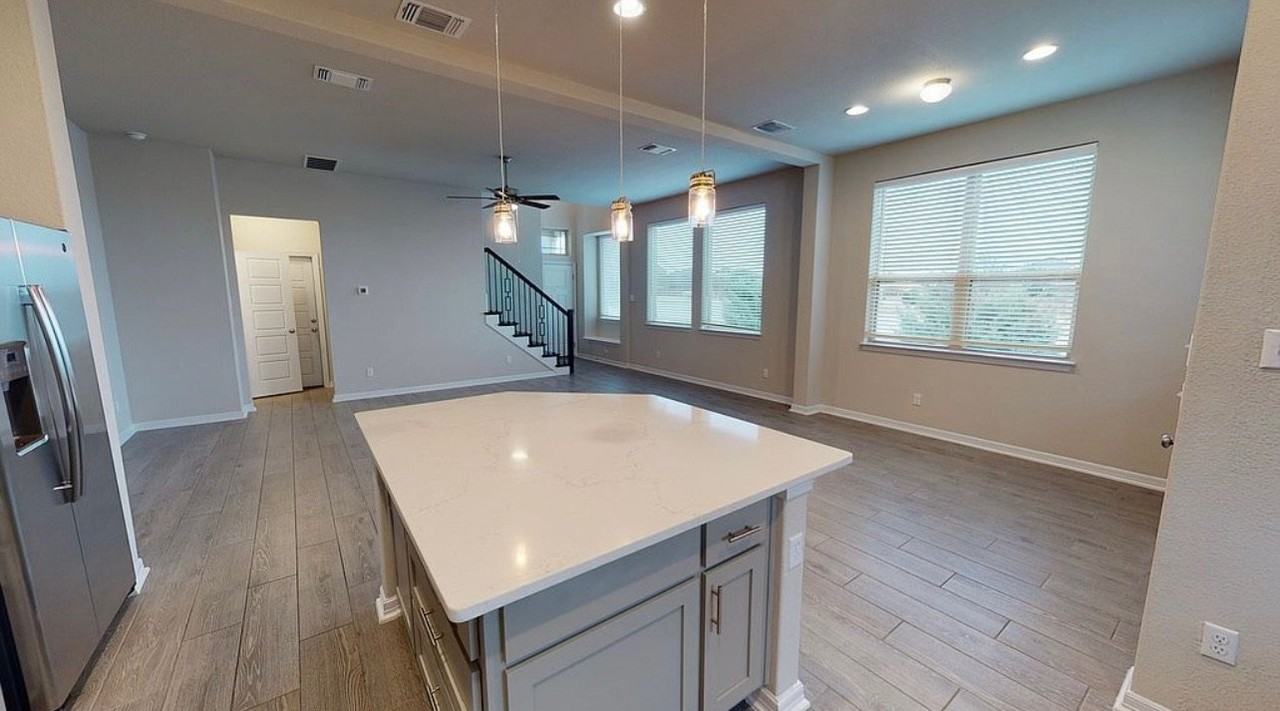 2313 Dillon Pond Ln #B - Photo 5 of 17