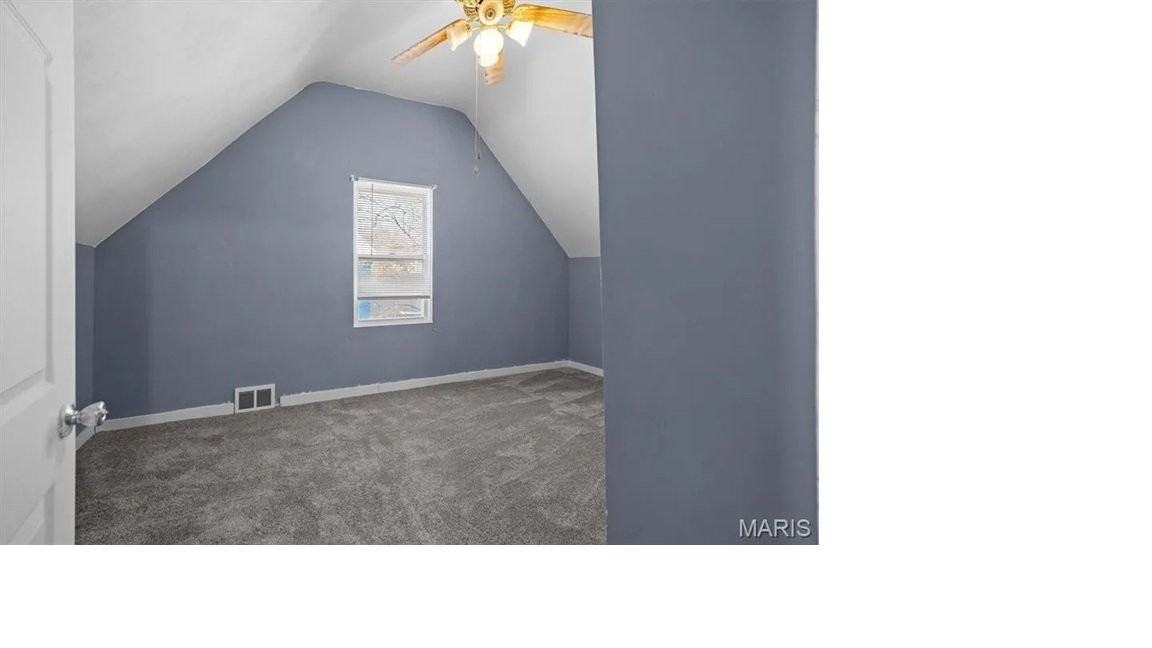 313 Wabash Ave - Photo 7 of 15