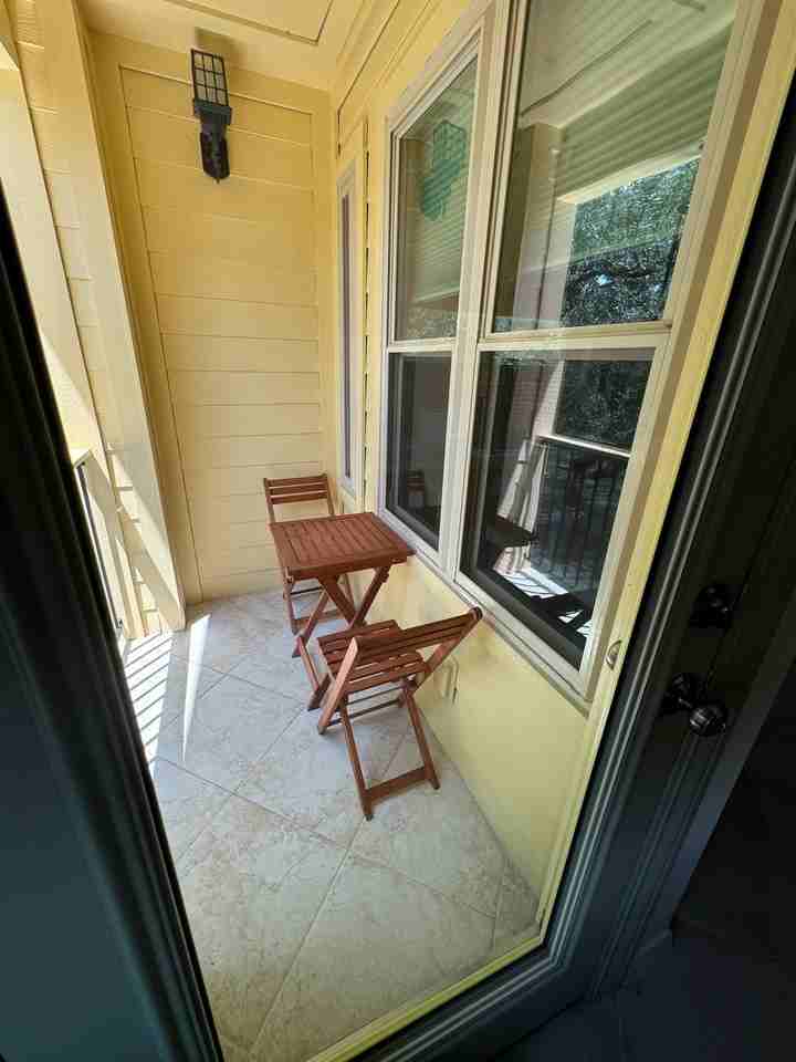 2802 Horseshoe Bend Cv #B - Photo 4 of 17