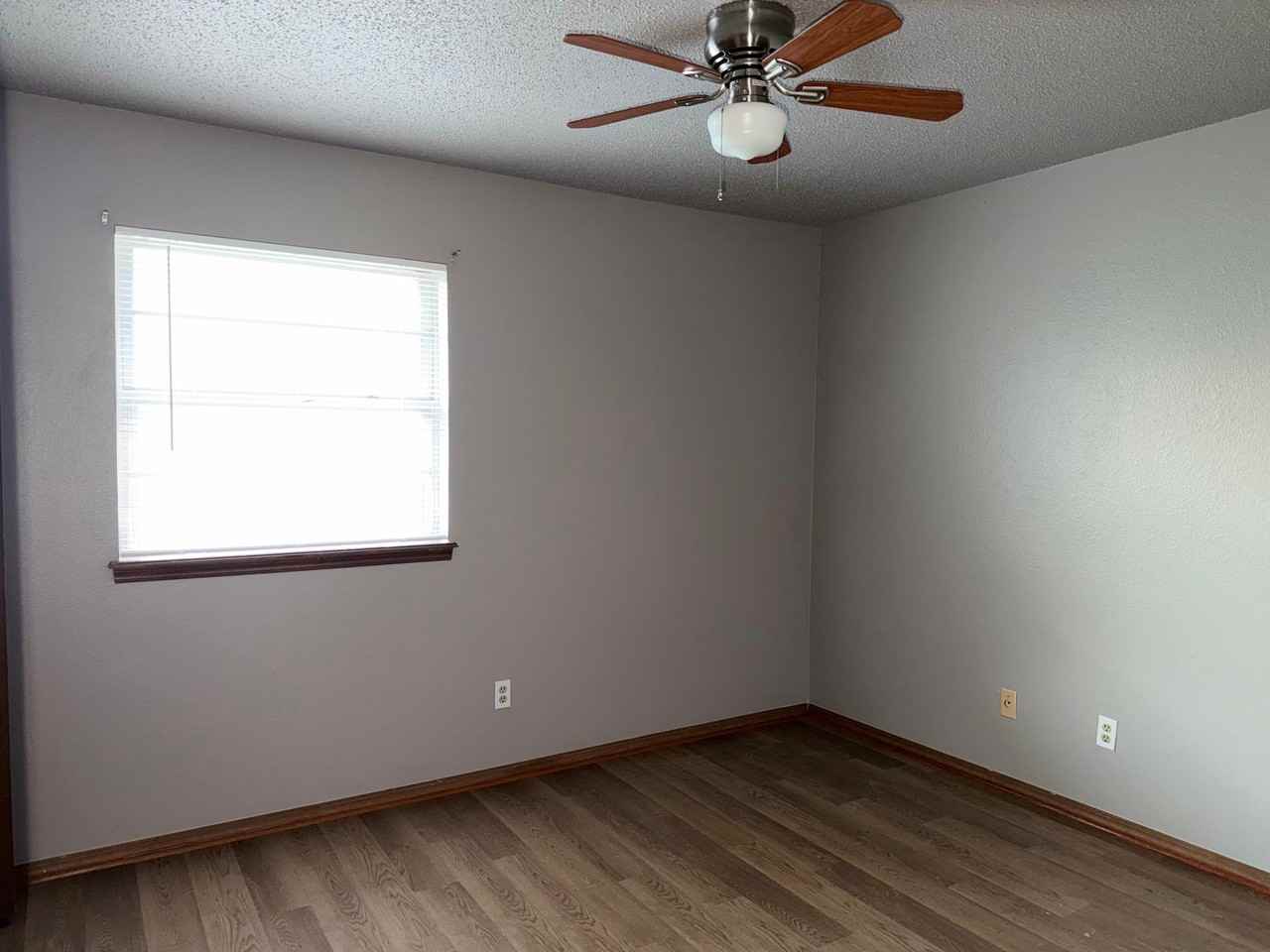 1900 N Moulton Ct - Photo 5 of 20