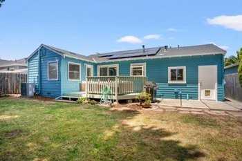 1035 Cherry St - Photo 2 of 20