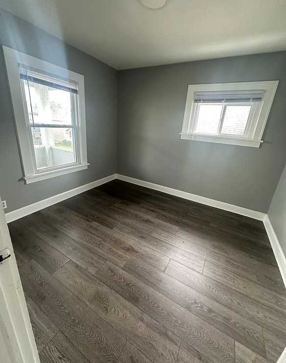 4486 E 126th St #2B - Photo 3 of 7