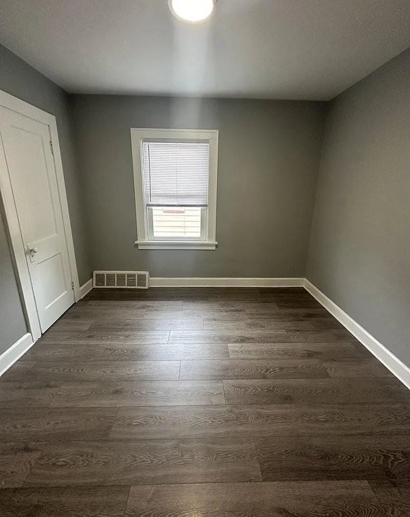 4486 E 126th St #2B - Photo 5 of 7