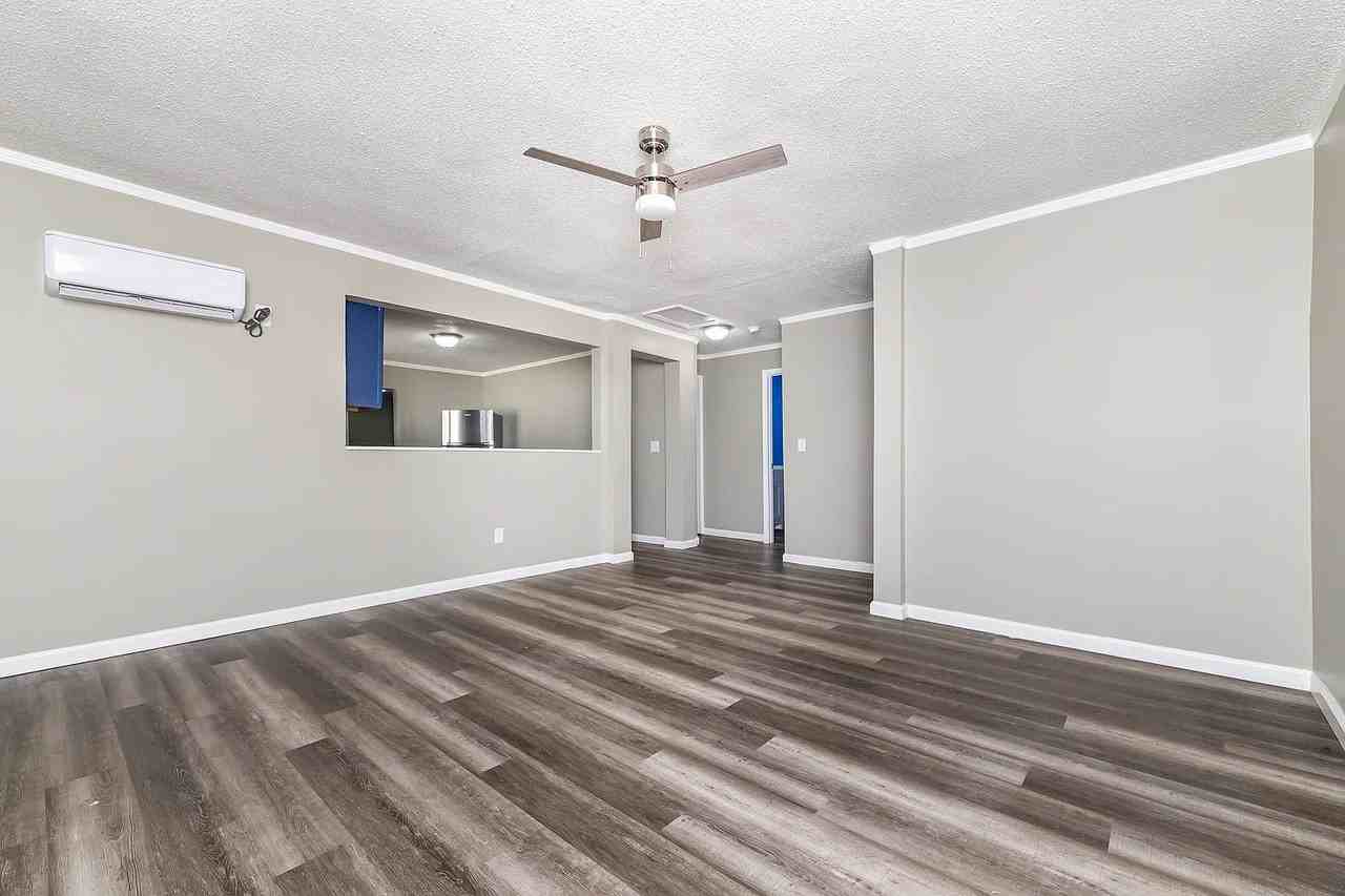 506 Plain St - Photo 2 of 20