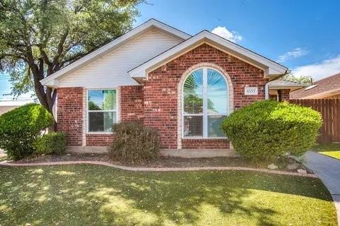 4553 Southern Oak Ln - Photo 2 of 32