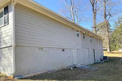 2258 Pemberton Rd Sw #A80 - Photo 3 of 10