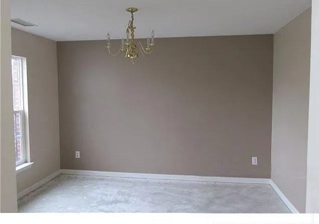 1328 Harland St - Photo 6 of 9