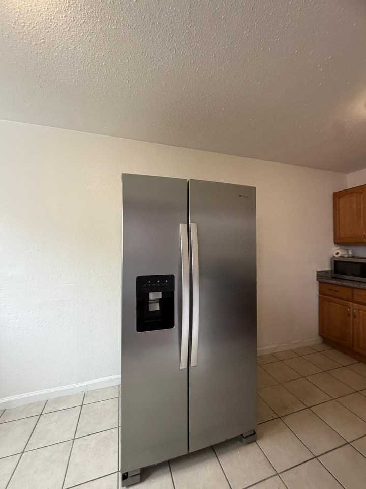 524 S 17th St #524 - Photo 4 of 18