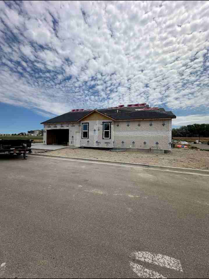 580 Aurora Blvd #B - Photo 2 of 2