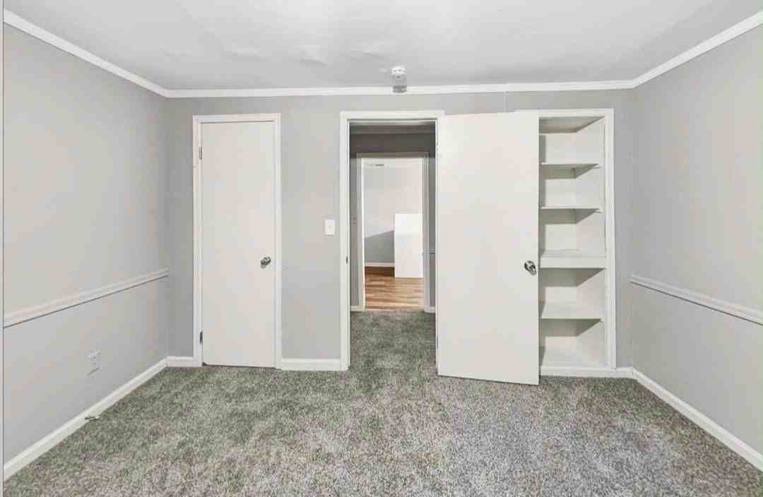 1659 Rainbow Dr Ne - Photo 6 of 7