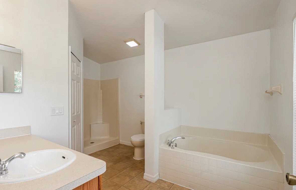 708 Vernon St - Photo 2 of 7