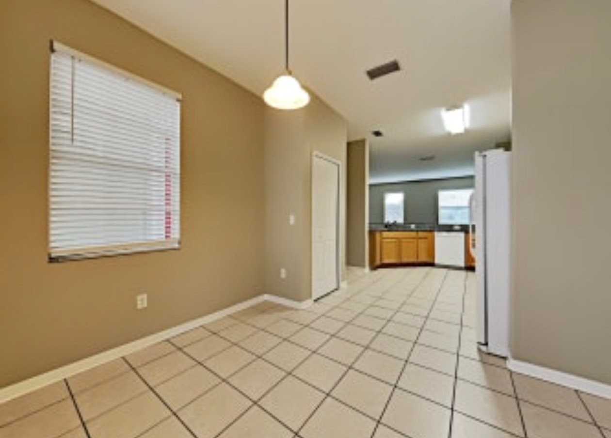 3041 Hanna Ct - Photo 4 of 15