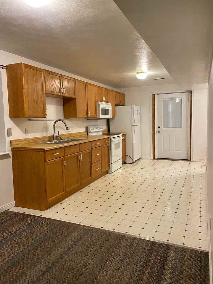 6051 W Richardson Ln #2 - Photo 3 of 10