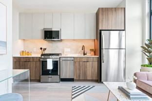 1089 W Van Buren St #1204 - Photo 1 of 1